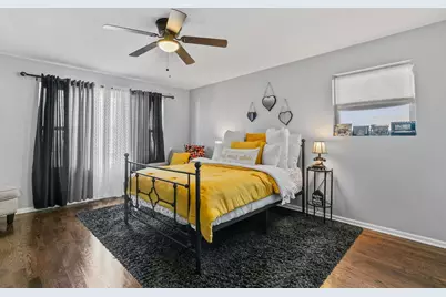 737 W St Johns Place, Addison, IL 60101 - Photo 6