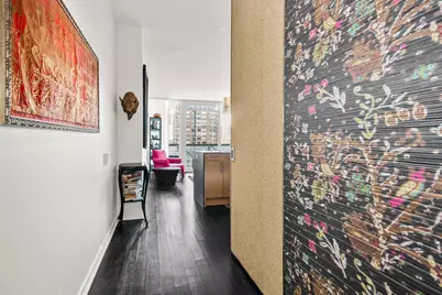 653 N Kingsbury Street #1007, Chicago, IL 60610 - Photo 2