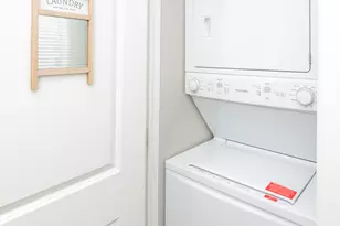 3058 N Kostner Ave, Chicago, IL 60641 - Photo 6