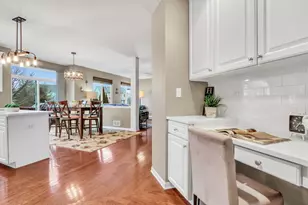 296 Biros Ln, Round Lake, IL 60073 - Photo 10