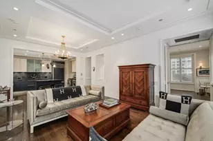 159 E Walton Pl, Chicago, IL 60611 - Photo 4