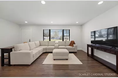 22W080 Valleyview Drive, Glen Ellyn, IL 60137 - Photo 4