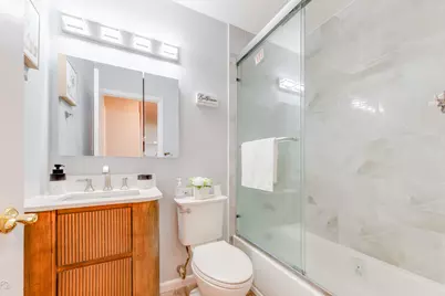 2712 Mohawk Avenue, Woodridge, IL 60517 - Photo 14