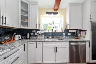 7437 Garden Ln, Justice, IL 60458 - Photo 12