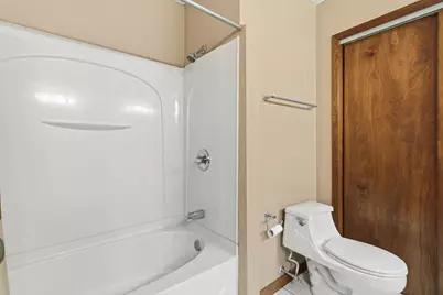 3215 53rd Street, Moline, IL 61265 - Photo 20