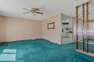 3215 53rd St, Moline, IL 61265 - Photo 10