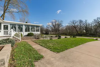 3215 53rd Street, Moline, IL 61265 - Photo 4