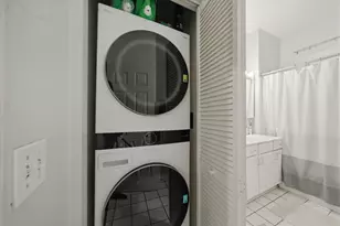 1532 W Oakdale Ave, Chicago, IL 60657 - Photo 22