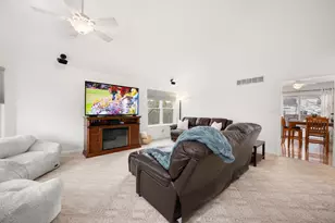 1277 Ryan Ct, Dekalb, IL 60115 - Photo 14