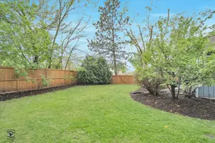 591 S Charlotte St, Lombard, IL 60148 - Photo 28