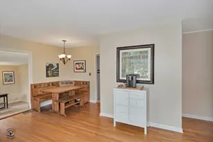 591 S Charlotte St, Lombard, IL 60148 - Photo 4