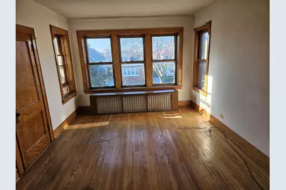 5150 W Henderson Street, Chicago, IL 60641 - Photo 2