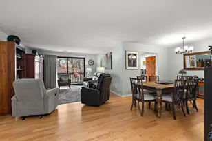 7737 W Golf Dr, Palos Heights, IL 60463 - Photo 8