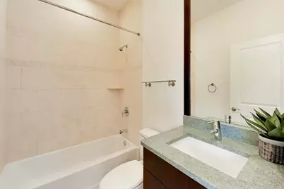 3407 N Bell Avenue #B, Chicago, IL 60618 - Photo 16