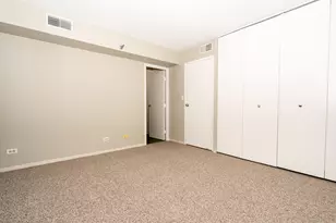 1309 N Wells St, Chicago, IL 60610 - Photo 14