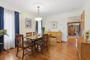 312 Brookdale Dr, Bloomingdale, IL 60108 - Photo 4