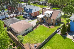 919 N President St, Wheaton, IL 60187 - Photo 30