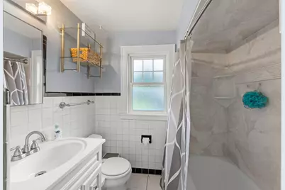 919 N President Street, Wheaton, IL 60187 - Photo 18