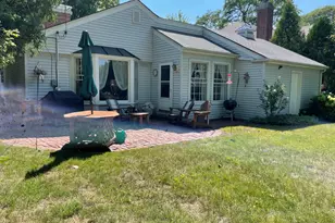 2546 Laurel Ln, Wilmette, IL 60091 - Photo 6