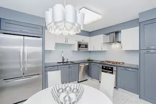 8540 W Foster Ave, Norridge, IL 60706 - Photo 10