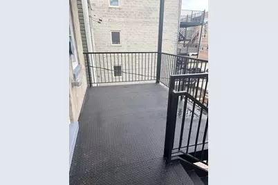 2719 W Augusta Street #1, Chicago, IL 60622 - Photo 4