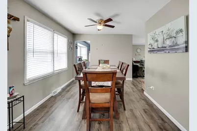 131 Village Drive, Northlake, IL 60164 - Photo 10