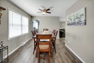 131 Village Dr, Northlake, IL 60164 - Photo 10