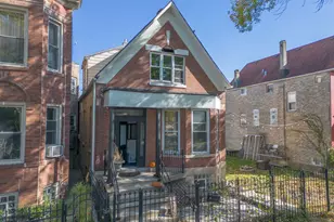 1645 N Monticello Ave, Chicago, IL 60647 - Photo 1