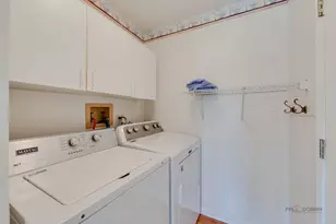 6952 Revere Ct, Gurnee, IL 60031 - Photo 16