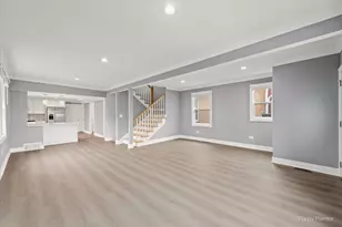 5252 N Mulligan Ave, Chicago, IL 60630 - Photo 16