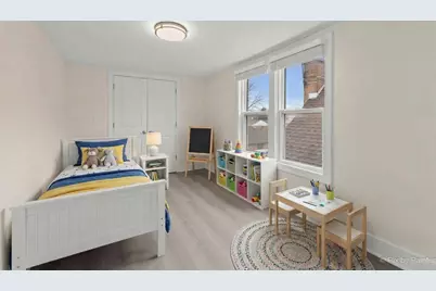 5252 N Mulligan Avenue, Chicago, IL 60630 - Photo 8