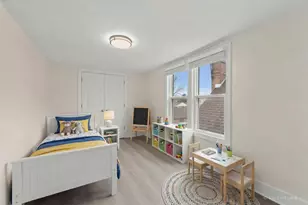 5252 N Mulligan Ave, Chicago, IL 60630 - Photo 8