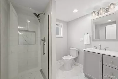 5252 N Mulligan Avenue, Chicago, IL 60630 - Photo 34