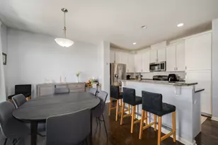 2368 N Brett Ln, Palatine, IL 60074 - Photo 8