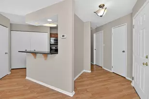 1233 Wyndham Ct, Palatine, IL 60074 - Photo 2