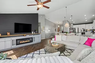 1216 Betsy Ross Pl, Bolingbrook, IL 60490 - Photo 8