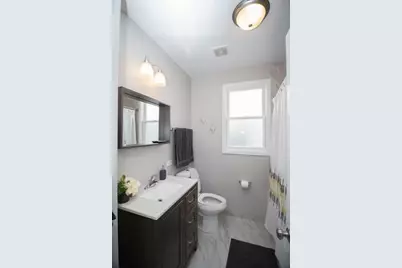 5450 W Drummond Place, Chicago, IL 60639 - Photo 16