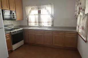 2625 N 74th Ct, Elmwood Park, IL 60707 - Photo 4