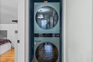 5226 W Eddy St, Chicago, IL 60641 - Photo 24