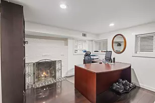 5226 W Eddy St, Chicago, IL 60641 - Photo 34