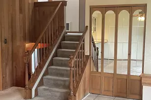 900 Georgean Ln, Schaumburg, IL 60193 - Photo 6