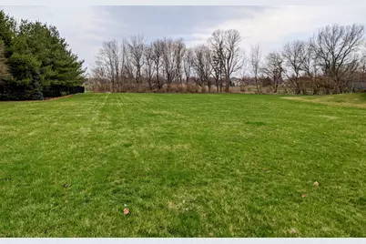 16 Gunia Avenue, Peru, IL 61354 - Photo 1