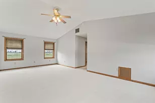 925 Magnolia Dr, Bourbonnais, IL 60914 - Photo 32