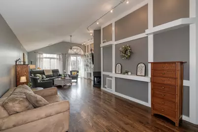 [Address not provided], Warrenville, IL 60555 - Photo 2