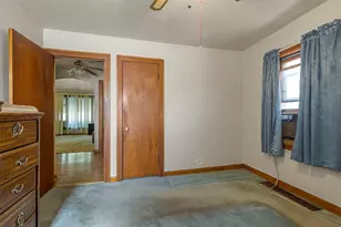 10535 S Peoria St, Chicago, IL 60643 - Photo 6