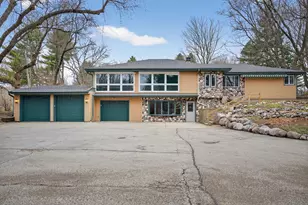 38W042 Silver Glen Rd, Saint Charles, IL 60175 - Photo 1