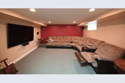 175 Lagoon Drive, Northfield, IL 60093 - Photo 52