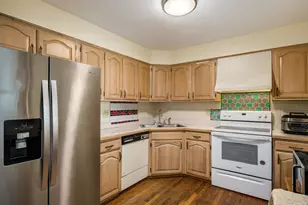 1322 S New Wilke Rd, Arlington Heights, IL 60005 - Photo 2