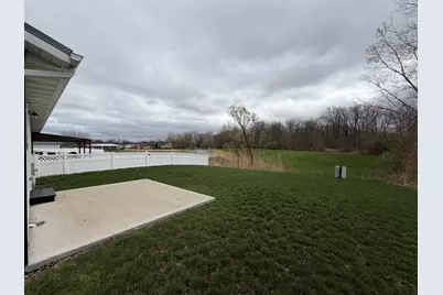 1099 Madison Avenue, Braidwood, IL 60408 - Photo 2