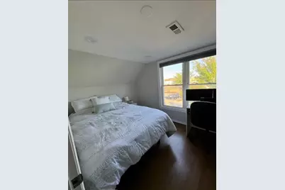 3942 N Bernard Street #2, Chicago, IL 60618 - Photo 8